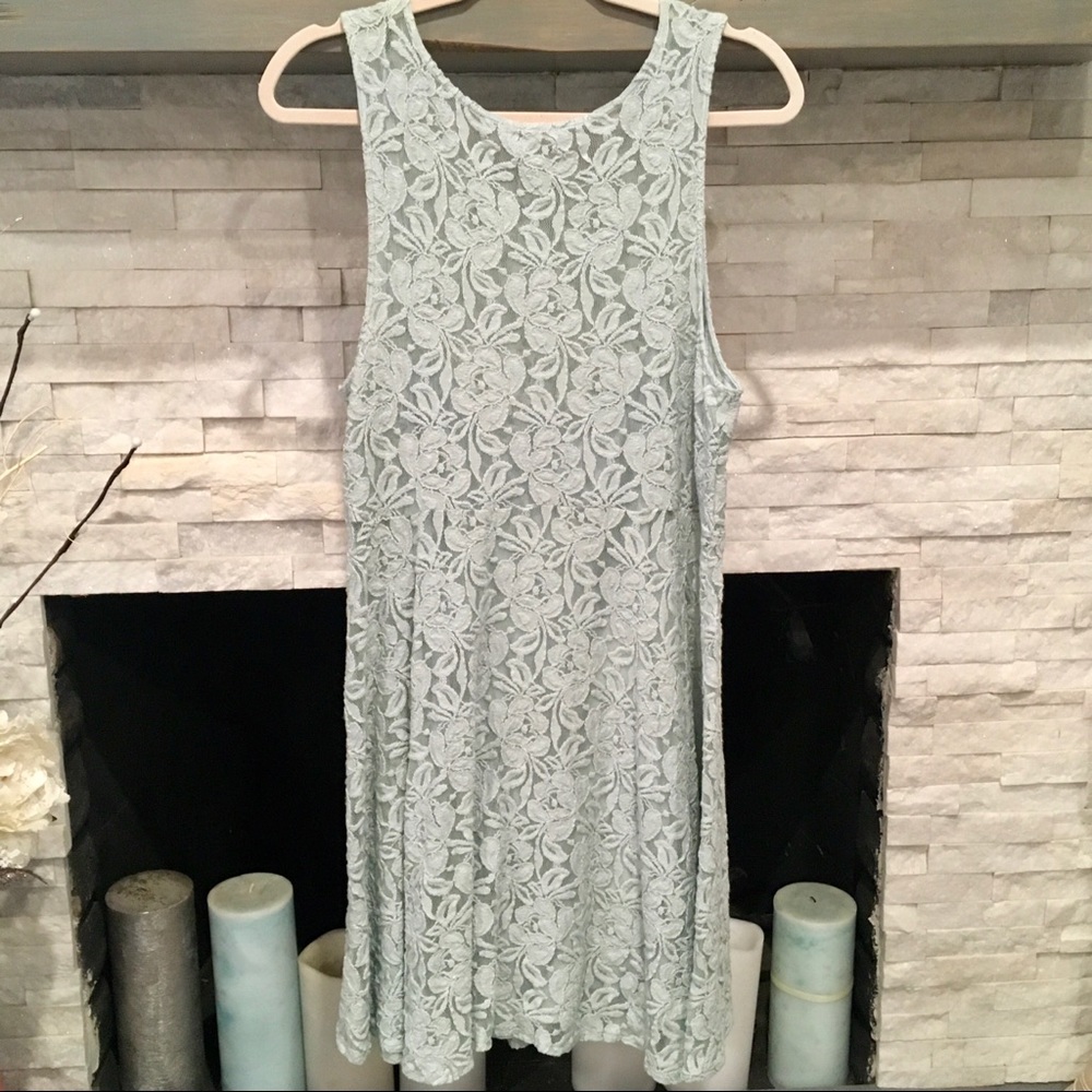 FREE PEOPLE BEAUTIFUL BLUE LACE DRESS SIZE LARGE